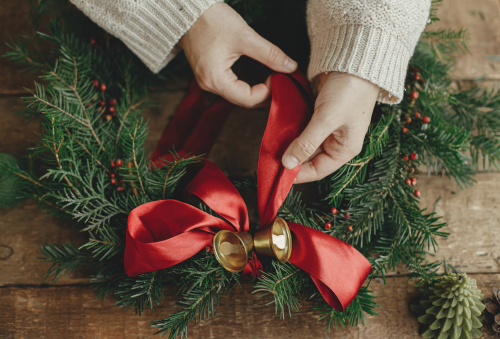 Make Your Own Live Christmas Wreath